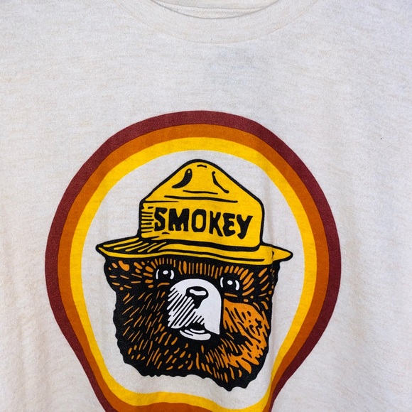 Smokey Bear fuzzy bear pullover - Picture 3 of 6